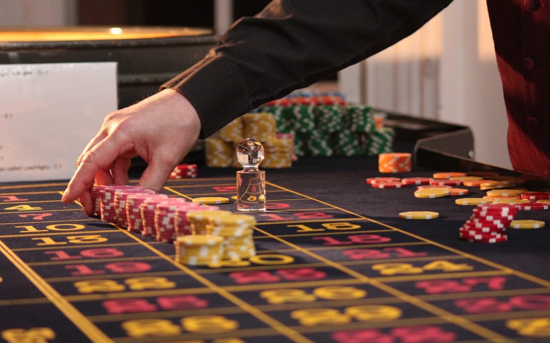 Hvad er en croupier og live dealer, og hvordan fungerer det?